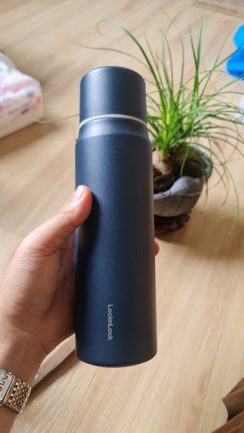 Đúng như bài đăng, bình rất đẹp, rất hài lòng, chư sử dụng nhưng mình nghĩ hàng locknlock thì chất lượng.