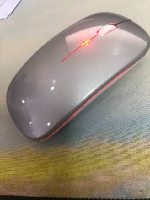 sản phẩm giống với hình, đang trải nghiệm sản phẩm của shop, rất tốt so với giá tiền,nên sẽ mua thêm để dùng