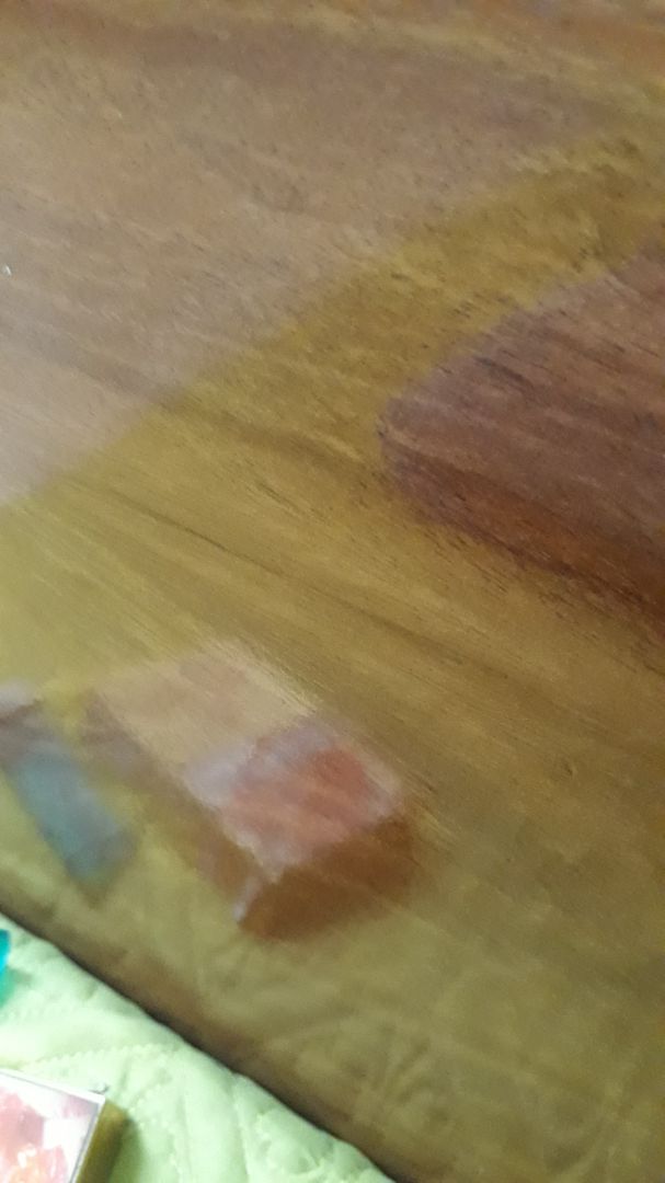 áo đẹp.mặc đc.lúc nhận hàng áo hơi hôi.ko ấm lắm, chỉ mặc trời hơi se lạnh.chứ trời lạnh giã quả áo này mặc chết rét.ổn trong tầm giá