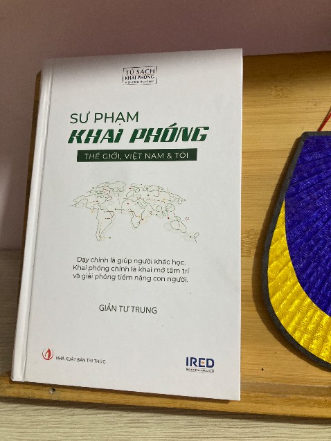 Sách hay lắm ! Shop giao hàng nhanh! Đóng gói cẩn thận!