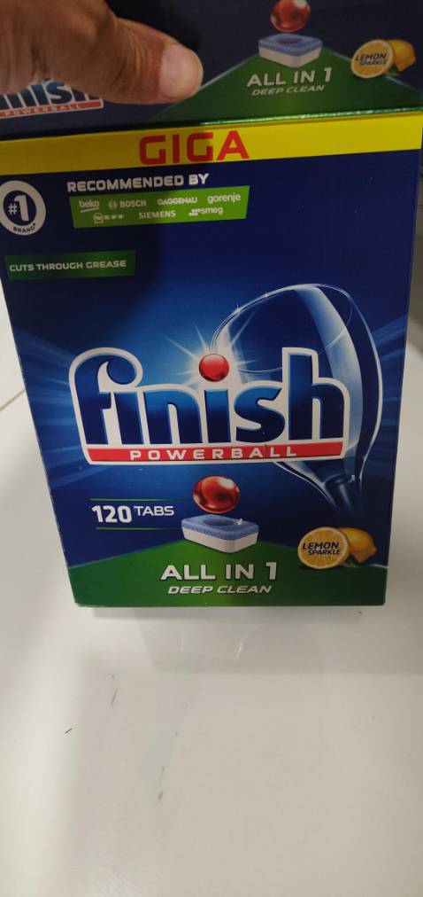 All of the tablets are broken in the box, the seller does not respond to my messages.