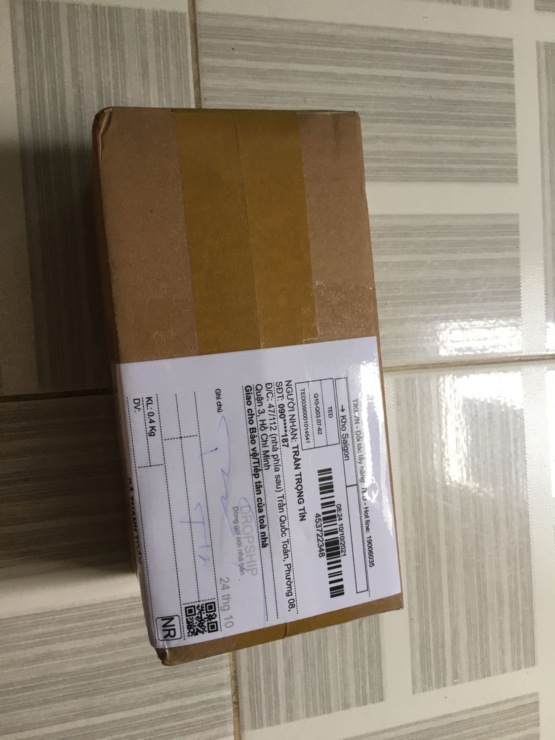 Đóng gói cẩn thận…bao bì thấy OK !!!tiếc là ko có tiếng việt đính kèm để người dùng biết rõ.có khuyến mãi thêm dầu dưỡng da dùng thử..còn chất lượng thì sd tg sau đánh giá tiếp