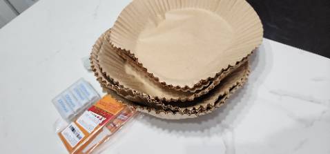 Giấy rất mỏng, giao thiếu số lượng (mua 50 cái, giao 42 cái) Giấy rất mỏng, giao thiếu số lượng (mua 50 cái, giao 42 cái)