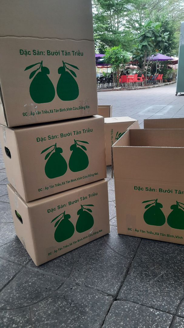 Hơi móp nhưng ủng hộ shop