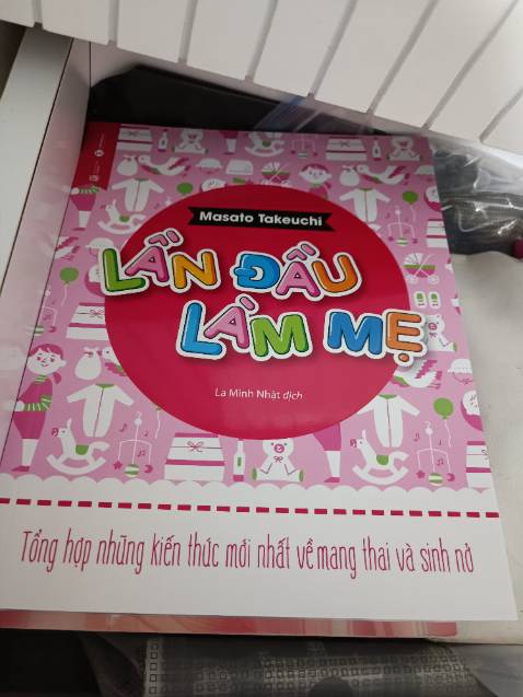 Sách rất hay và bổ ích, rất nên mua cho những ba mẹ mới có con từ lúc trong bụng mẹ.