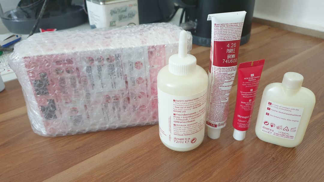 hàng tốt dùng lâu tóc vẫn mềm mượt, ko bị khô rụng. thích nhãn hàng này