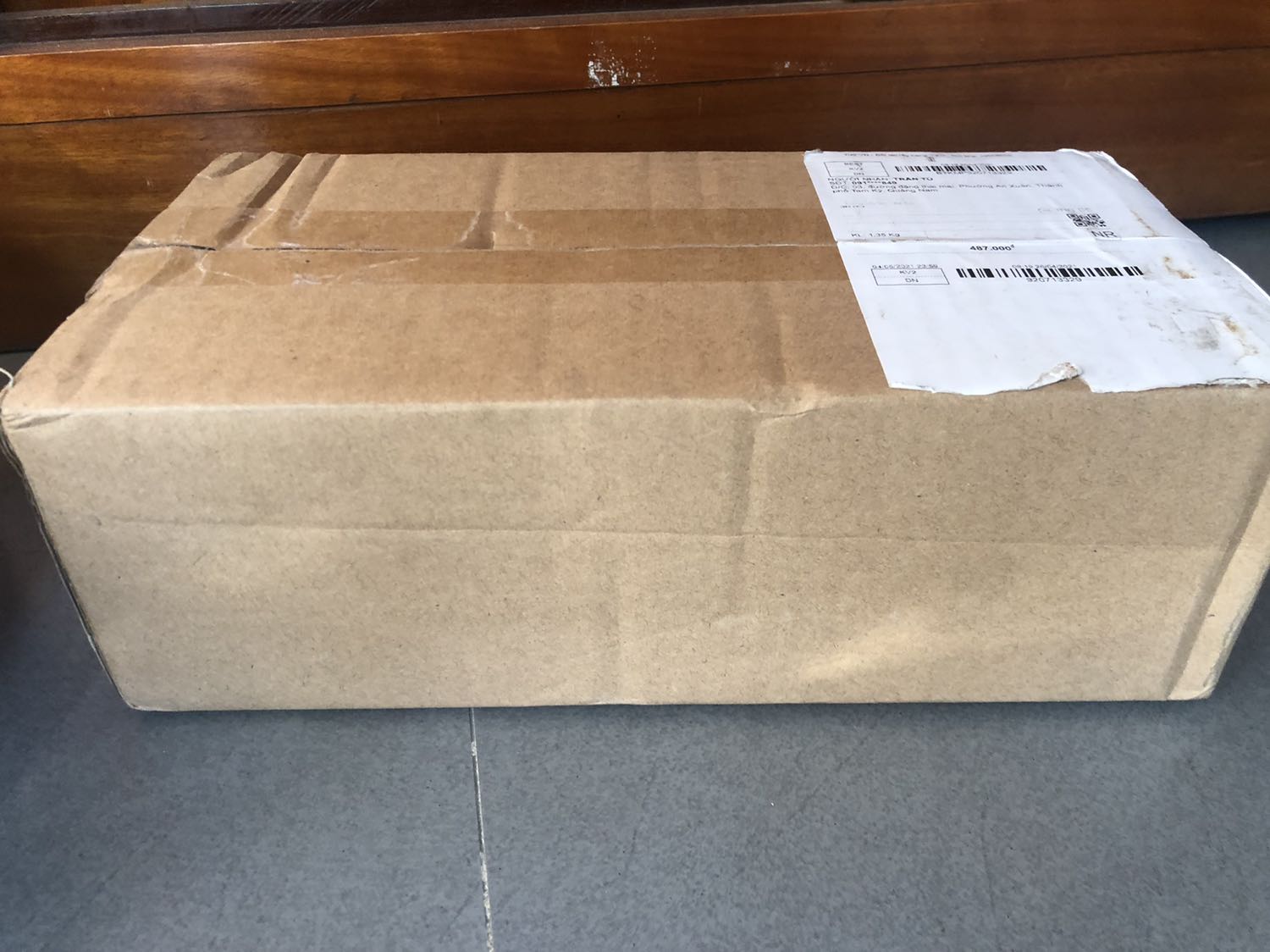 Đồ giống mô tả. Giao hàng nhanh. Nên mua lớn hơn size hay dùng một cỡ để thoả mái hơn.