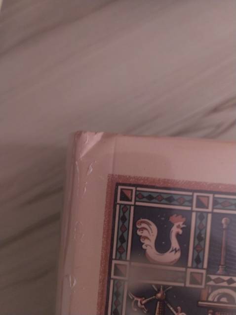 Giao hàng nhanh hơn dự kiến, sách còn nguyên seal, nhưng vận chuyển không cẩn thận bị cong bìa, không hài lòng lắm , cho 3 sao