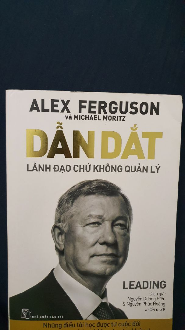 Mua hàng tiki không phải là ít nếu không muốn nói là nhiều. Nhưng lần đầu tiên mà mua sách về phải bực thế này. Sách cũ, chắc chỉ độ 80%. Móp méo.