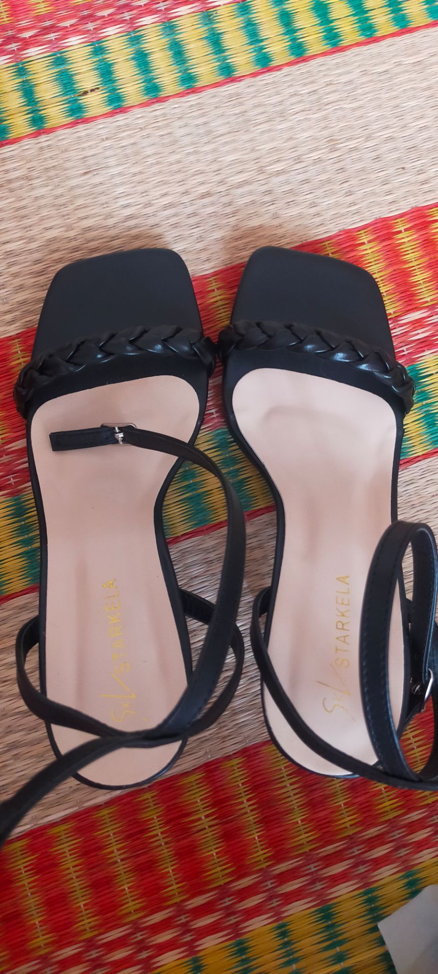 Sản phẩm chất lượng đóng gói kĩ lưỡng. Tiki giao 2h là khỏi bàn rất nhanh. Sẽ tiếp tục ủng hộ. Hình ảnh mang tính chất nhận xu😘