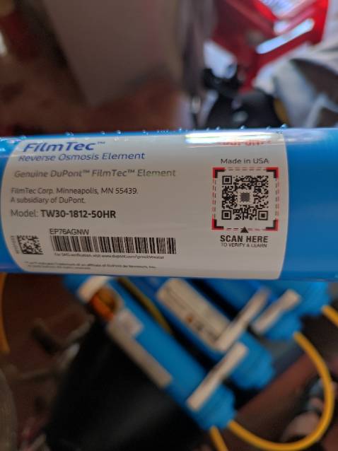 Ảnh 1:cùng là 1loại ,cùng đến từ USA mà chữ in khác nhau.Quan trọng nhất là team chống hàng giả thì không có như hình 2?cái mình mua là hình 3.