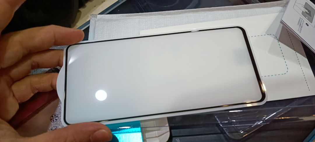 rất OK nha, có dán camera luôn.