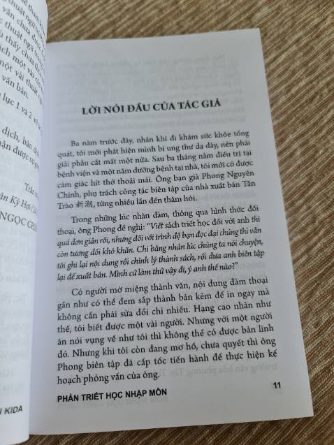 Chất lượng giấy quá tệ. Nên xem lại nhà in này