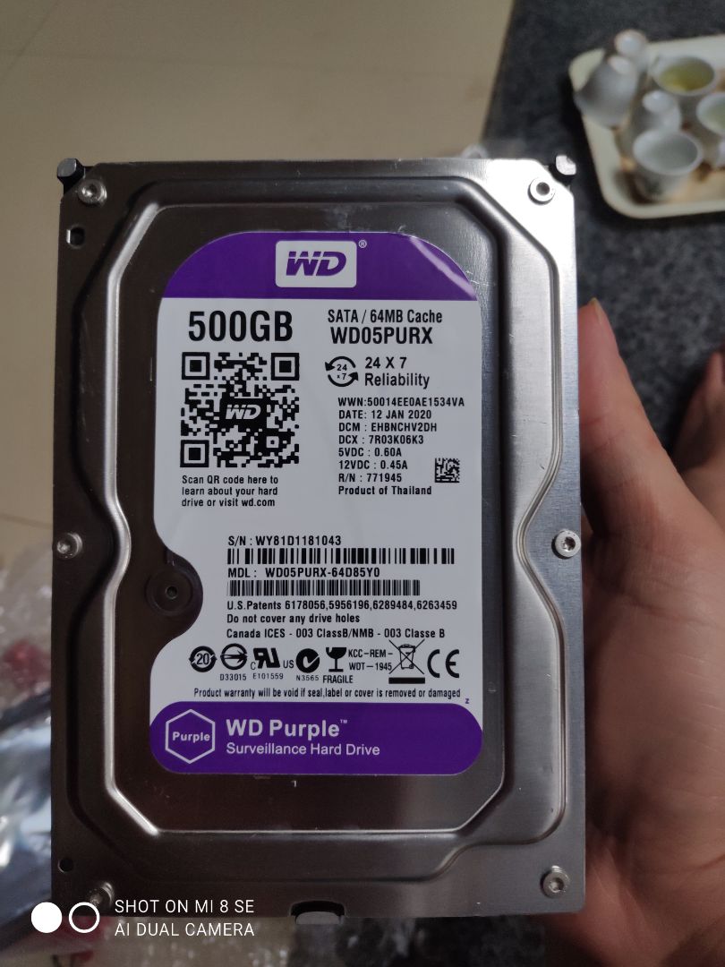 tất cả đều ổn, ngon với tầm giá. có điều ổ cứng dường như là hàng lỗi bảo hành hoặc hàng đã qua sử dụng. bị cạo, tẩy với dán đè nhiều quá. đáng lẽ sẽ cho 5* nhưng 4* vì cái ổ cứng. với tầm giá này thì ổ cứng qua sd cũng chấp nhận được. nói chung hài lòng