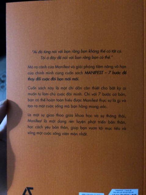 Cẩm nang cho ng bắt đầu tìm hiểu về manifest nhé, mình tìm hiểu manifest 2 năm r nhưng vẫn mua về đọc thử xem sao, nội dung theo mình thấy đc làm rõ trong sách cách mnf :)) bạn nào muốn tìm hiểu thì có thể mua. đóng gói kỹ càng, không bị gì, giao nhanh
