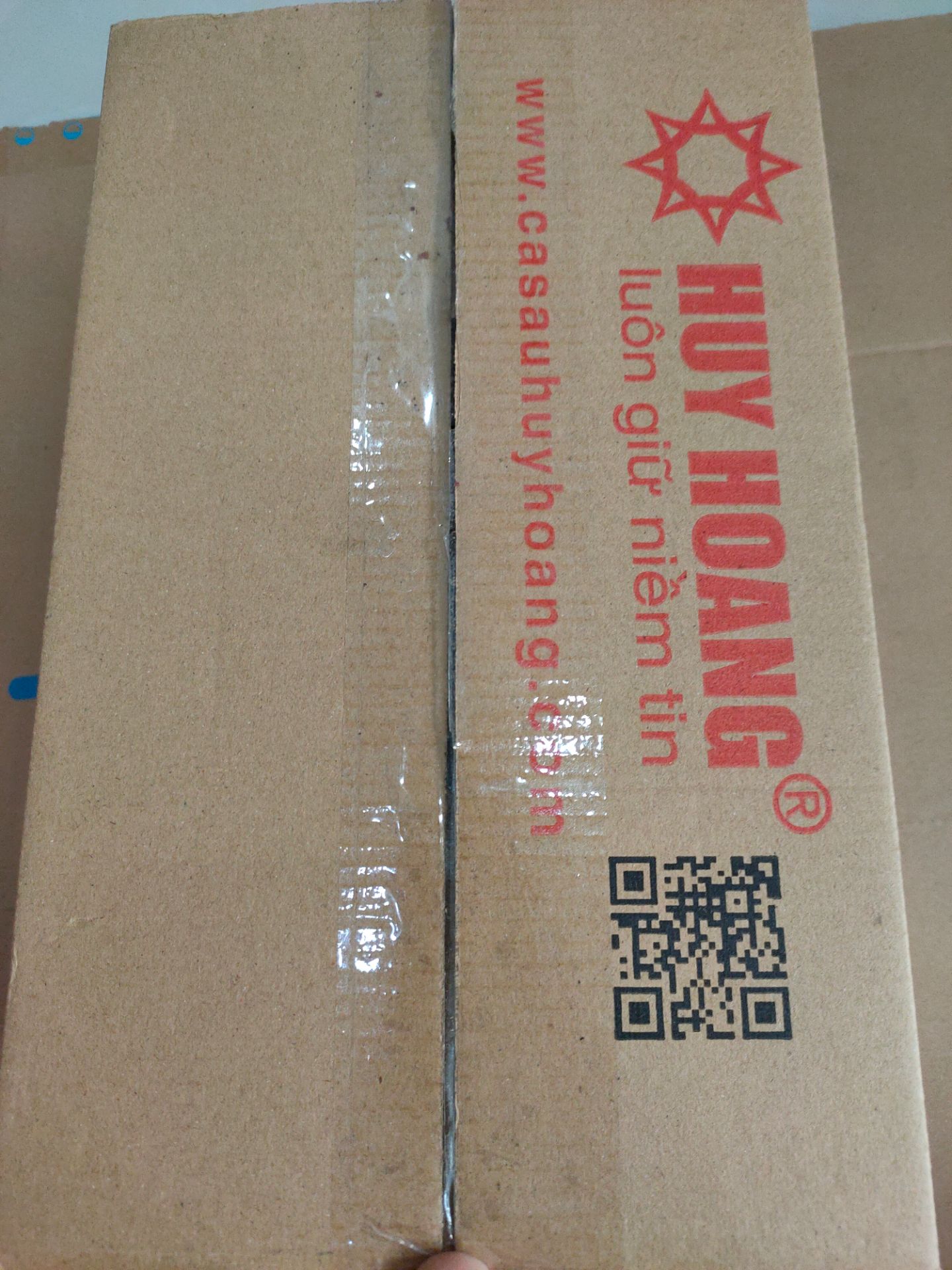 Dép rất đẹp.... nhẹ rất bền mình mua thêm đôi cho chị mình