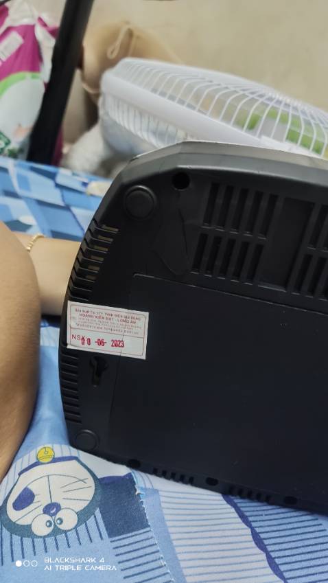 Mua thanh toán trước ko có ở nhà nhờ ng lấy hộ mở ra bị lỗi và bể, buồn thậc.😞😞😞