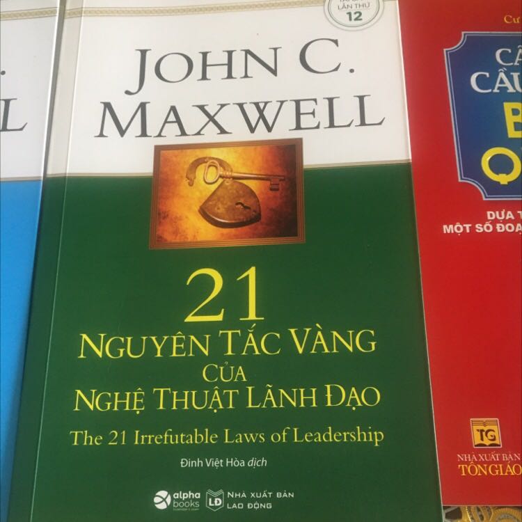 Cuốn sách in đẹp, đóng gói giao hàng tuyệt vời. Nội dung sách hay cho các bạn nào muốn làm lãnh đạo, các cách thức, kỹ thuật hay là nghệ thuật lãnh đạo thì nên đọc và áp dụng nhé ??