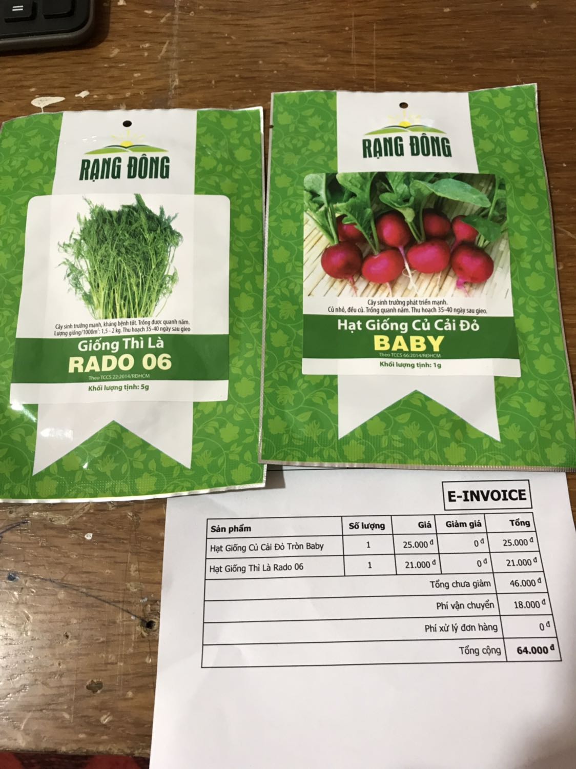 Bao bì đẹp, hơi ít hạt giống, nhưng trồng ít mua là hợp lý đỡ phí khi ko gieo trồng hết, khá ưng