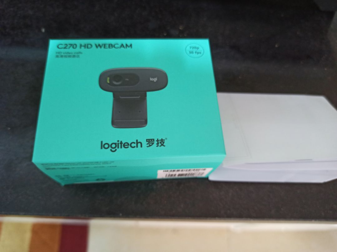 hàng giao nhanh, đặt từ chủ nhật nay đã có, vẫn còn seals box. có cái là bảo hành không biết ở đâu