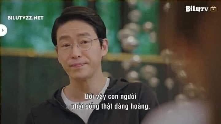 Giá rẻ giao nhanh, hạn sử dụng lâu, săn sale nên mua ngoài ko bao giờ có giá như mua trên tiki hết còn freeship nữa chứ, sẽ mua lại