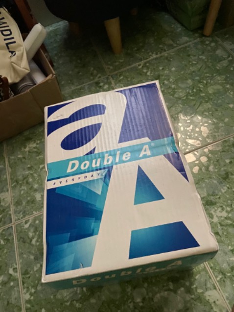Giấy đẹp. Ship hàng rất nhanh. Đóng gói rất kĩ. Gỡ bao bì đóng gói cực lắm nhe 👍👍