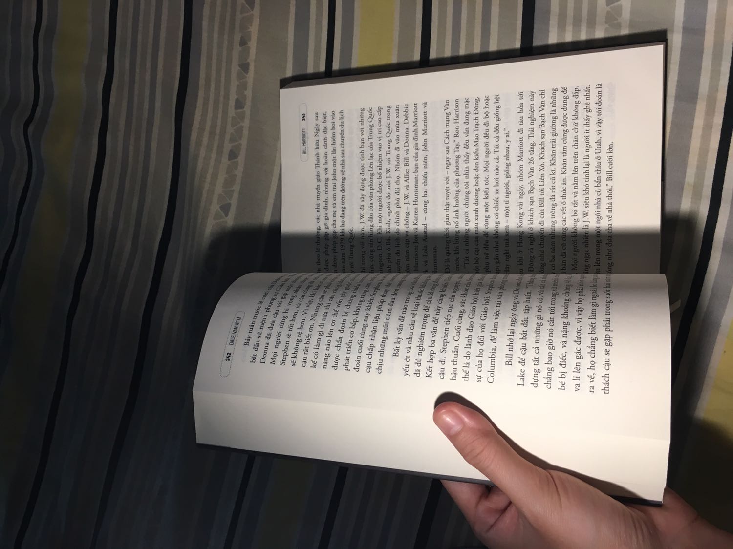 Sách đẹp, đóng gói cẩn thận, nội dung thì chưa đọc nên chưa review đc.