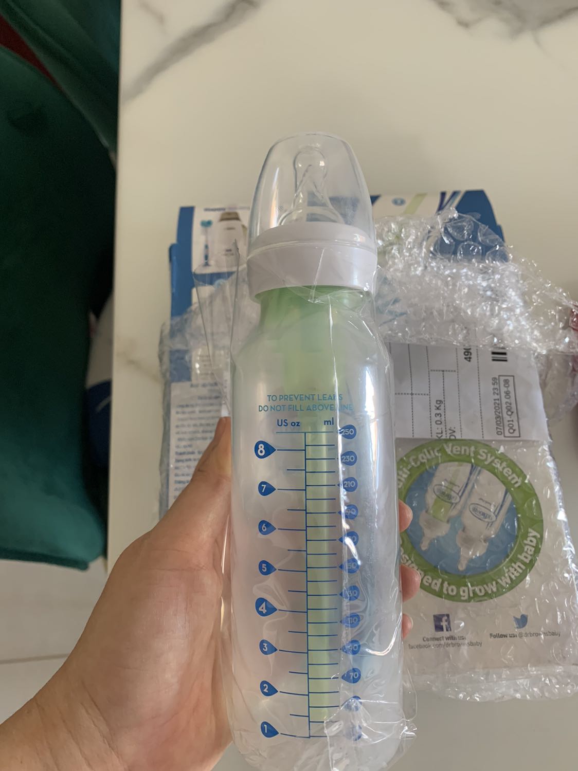 Giao nhầm sản phẩm
Mua 2 lần đều giao sai 2 lần, lần đầu do cần gấp nên cũng ko khiếu nại làm gì, đặt lại vẫn sai, chả hiểu shop làm ăn sao luôn.
Nhờ tiki hỗ trợ đổi lại gấp