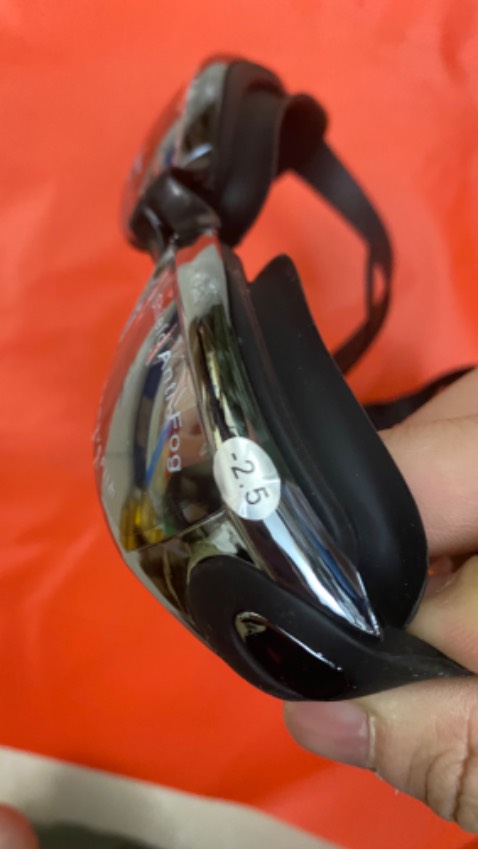 Mình nhận đc hàng r, sp y như quảng luôn ưng hết cả mình 
Tiki giao hàng thì siêu nhanh mới sáng htrc đặt hsau đã nhận đc hàng r. Đã v a ship còn nhiệt tình hỏi thăm cả sức khoẻ nhà mình chứ 🤣
Nhắn tin cho shop để hỏi về sp thì sp tư vấn quá nhiệt tình, nên mua nha cả nhà 🥳