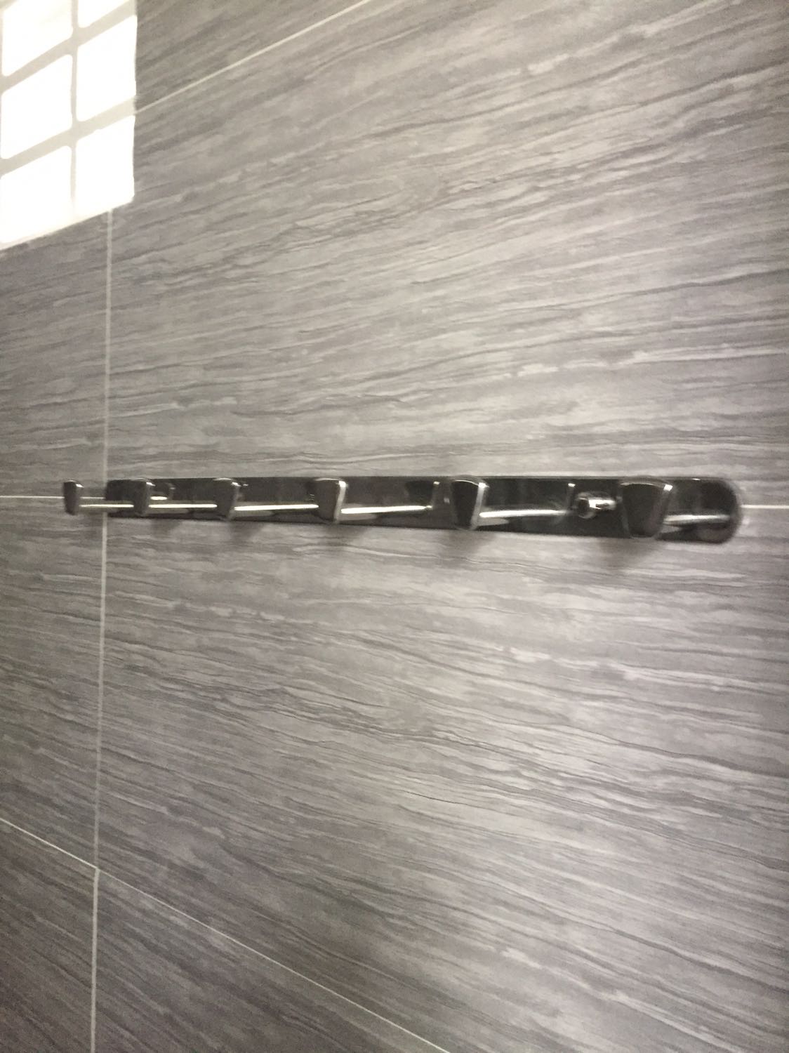 Hàng của Inox Bảo là đỉnh rồi khỏi bàn,trước đây mình dùng và 3 năm rồi nó vẫn như mới mua.