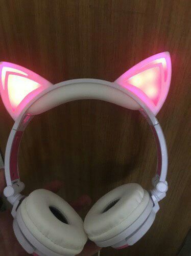 Sản phẩm tốt,giao hàng nhanh đặt hôm trc hôm sau có luôn .Sản phẩm giống hình, nhìn rất cute, có dây cắm nên dễ dùng, nói chung ưng lắm