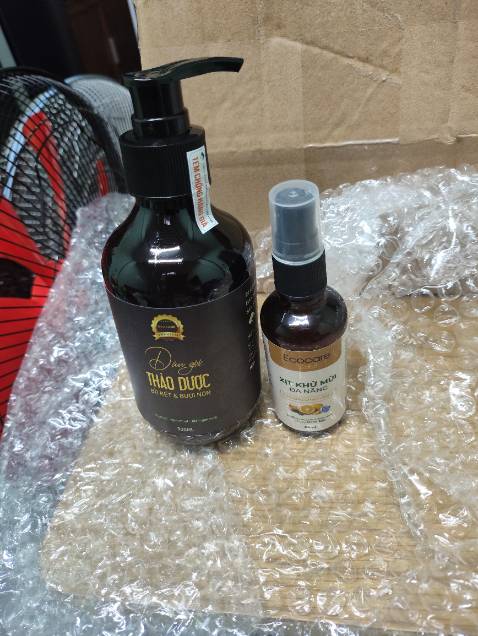 Sản phẩm dùng tốt, mùi thơm dễ chịu, sẽ mua thêm sau khi dùng hết