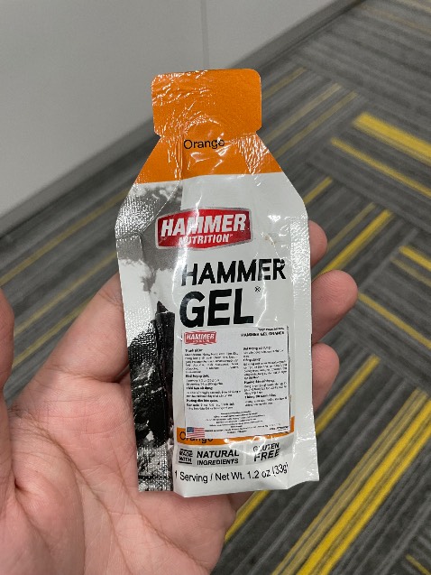 Gel Hammer Nutrition thì quá đỉnh cao rồi, mình mua uống vị cam này rất ngon, cung cấp năng lượng tốt. Cảm giác vừa uống là có năng lượng liền luôn, còn hỗ trợ sức bền nữa
