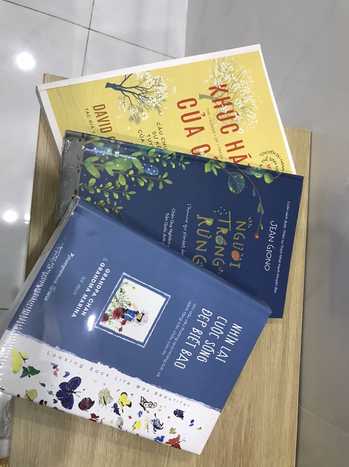 Giao hàng nhanh, sách dc bọc tỉ mỉ, mình chưa đọc nhưng sách có hình minh hoạ đáng yêu lắm.