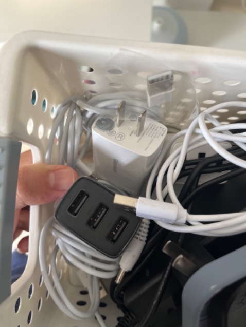 sạc ổn. hơi chậm nhưng ổn định