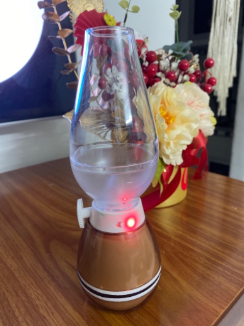 Hiệu ứng thổi vào bóng đèn để bật và tắt lửa hơi bị vui, hệt như thời mình phát hiện trong Window, phải bấm nút Start để End máy vậy!
Nói chung là Tết này nhiều người trầm trồ, vậy là dzui rồi!