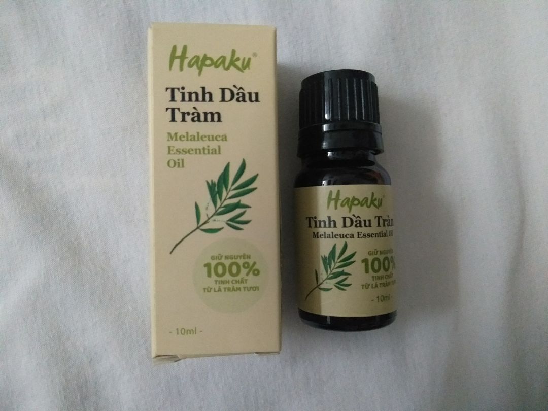 Tiki giao hành nhanh, sản phẩm bên trong có tem chống hàng giả cẩn thận nên khá tin tưởng,  mùa này đang có dịch corona sợ quá nên m mua về tự làm nước rửa tay diệt khuẩn với xông phòng thì thấy mùi hương thơm,  ko bị gay quá mà dịu dịu rất dễ chịu,  hết lọ này m sẽ mua ủng hộ tiếp. Cảm ơn shop ?