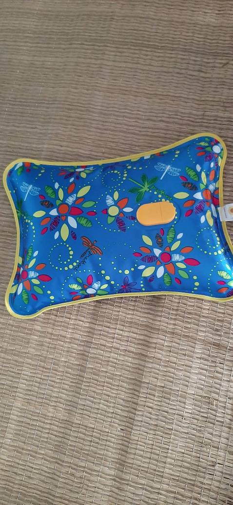 Giao hàng nhanh, sản phẩm đẹp, nhìn chắc chắng, xài rất thít.