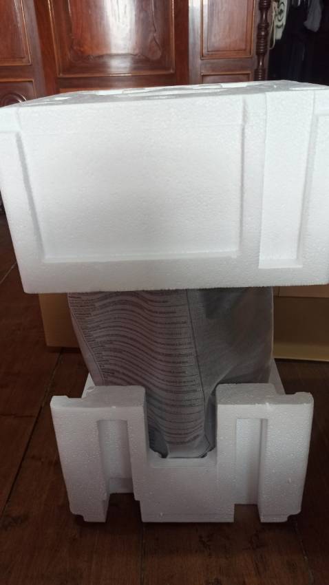 mới vừa nhận được hàng, đóng gói cần thận, quá tốt trong tầm giá, tiki giao hàng nhanh, tuy là đang dịch covid, âm thanh rất tốt.