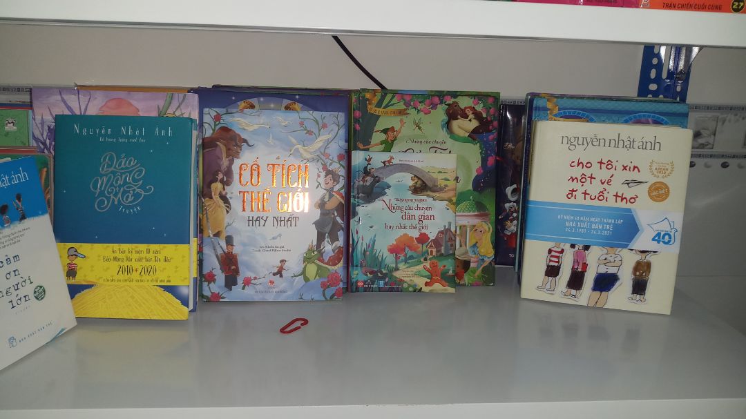 truyện tranh hay. hình ảnh đẹp. do ảnh hưởng của dịch nên đơn hàng đến chậm nhưng vẫn đảm bảo