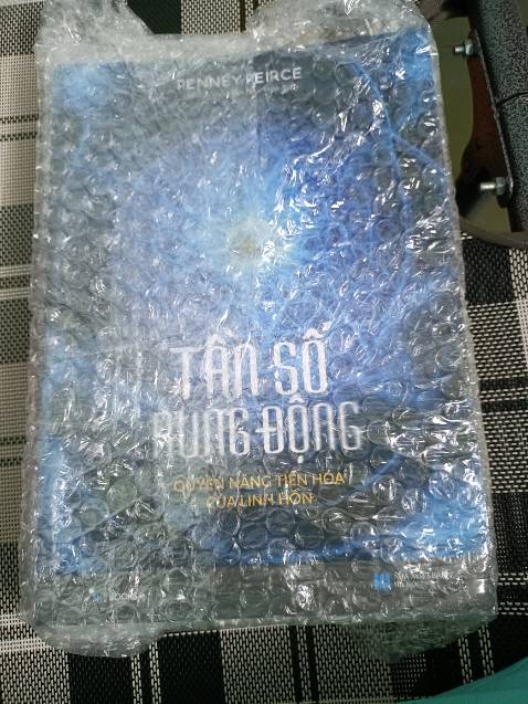 Sách đóng gói kỹ, giao nhanh
Chưa đọc nên không rõ có hay không
Là vấn đề mình quan tâm nên cho 5 *