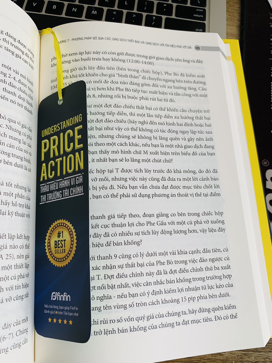 Sách in rất chất lượng
Mấy sách trading nên mua trực tiếp đơn vị bán. Nhiều nơi khác bán sách lậu, cũng bìa cứng, ni lông bọc nhưng là sách giả. Chất lượng in kém.
Giá sách hơi cao