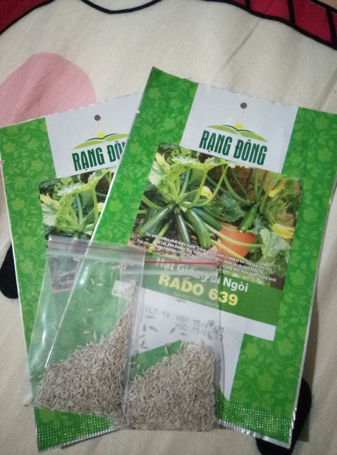 giao hàng nhanh, có tặng kèm 1 gói hạt giống xà lách/ 1 gói sản phẩm