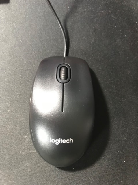 Giao hàng đúng hẹn. Nhân viên nhiệt tình. Chuột mượt . Với 90k thì chất lượng rất ok. Cảm ơn shop Giao hàng đúng hẹn. Nhân viên nhiệt tình. Chuột mượt . Với 90k thì chất lượng rất ok. Cảm ơn shop