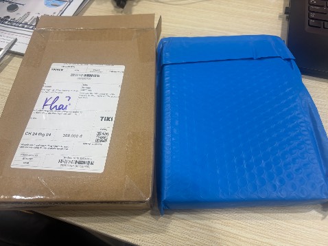 Đóng gói rất cẩn thận, sách in đẹp. Tôi rất hài lòng.