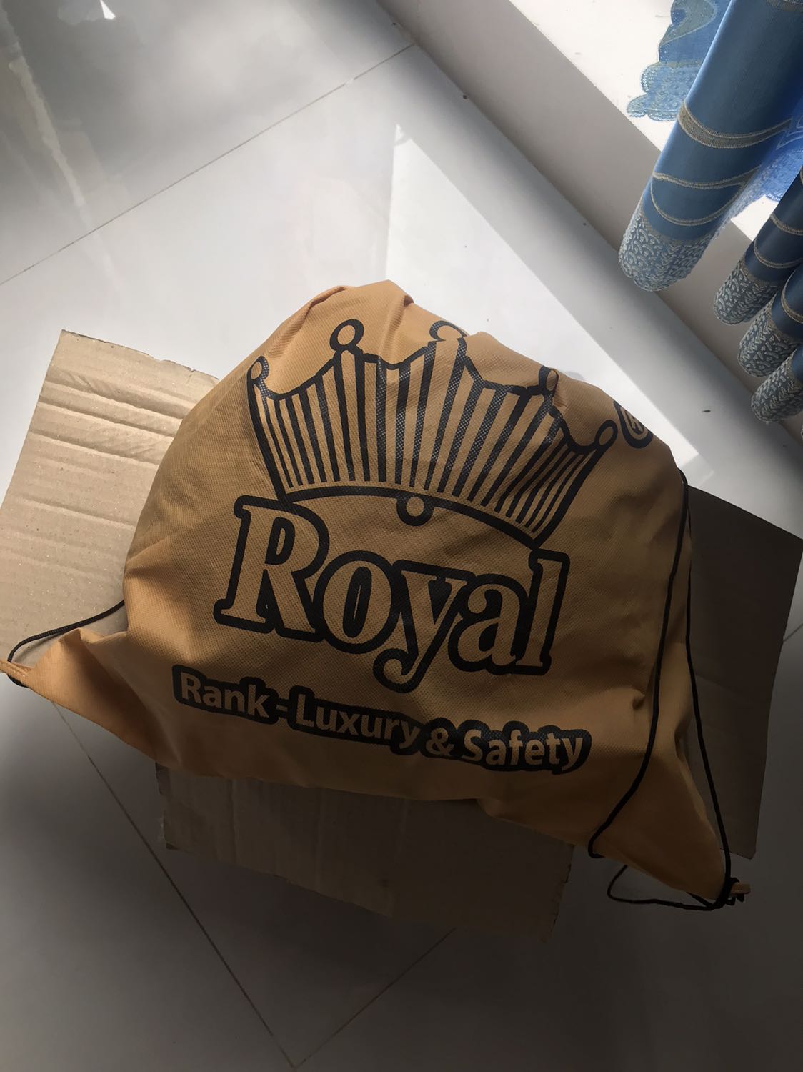 Đây là lần đầu tiên mình mua ở shop. Nhưng rất hài lòng với chất lượng sản phẩm. Chắc chân sẽ ủng hộ shop lâu dài.