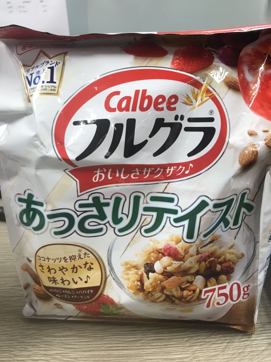 Tiki giao hàng ko đúng sản phẩm mình đặt. Lần trước giao 5 túi rất ok, nhưng lần này giao sản phẩm khác. Khi cắt ra dùng thử mình mới biết nó không giống sản phẩm đặt lần vừa rồi. Nhờ Tiki kiểm tra và phản hồi giúp