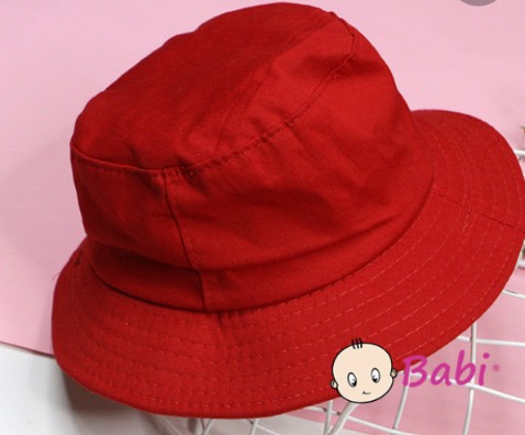 Mũ được giao nhanh. Form mũ ok vi mình đã từng mua màu đen và màu kem.
Vải mềm vừa phải rút mồ hôi.
Sản phẩm ok. Đóng gói giao hàng ok nhé!
Với số tiền hai mươi mấy ngàn cái mũ rất được!