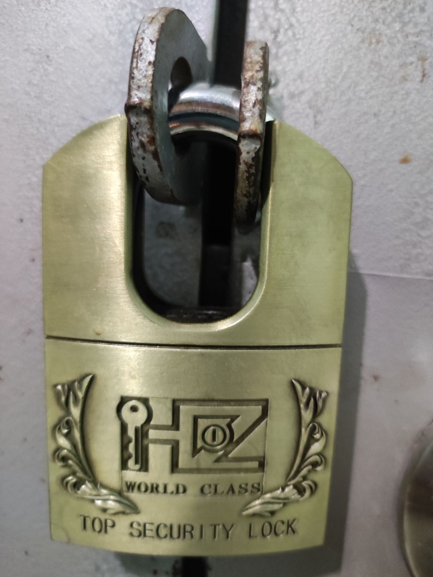ổ khoá chắc chắn và đẹp ổ khoá chắc chắn và đẹp