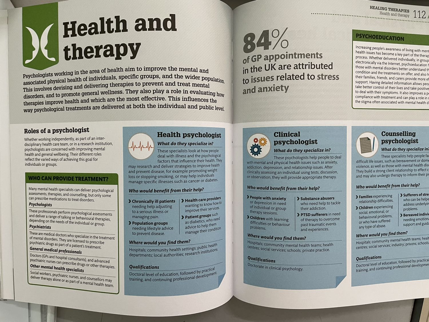 Sách bìa cứng, chất liệu giấy đẹp, bố cục trình bày khoa học tạo hứng thú đọc sách. Sách giao còn nguyên ko bị lỗi, cong, móp hay rách.
Nội dung khái quát đầy đủ. Rất phù hợp cho người mới bắt đầu.